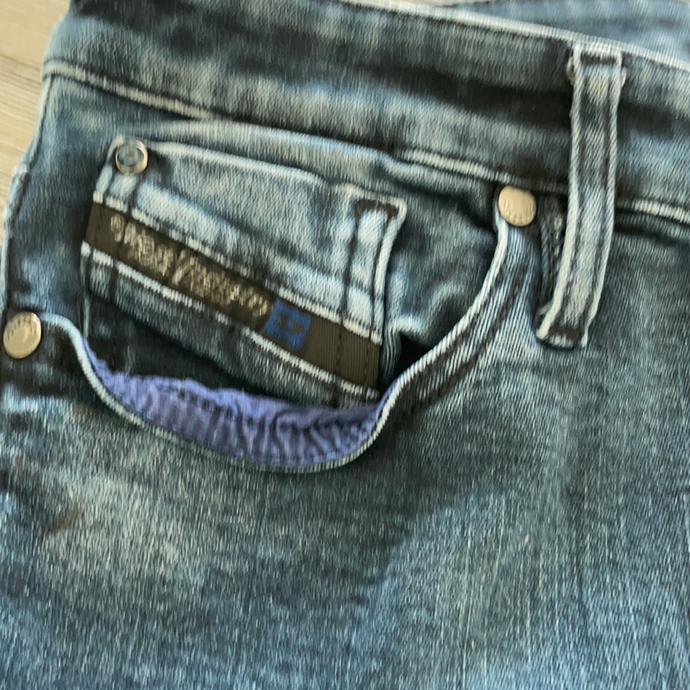 Diesel Jean - Picture 3 of 4